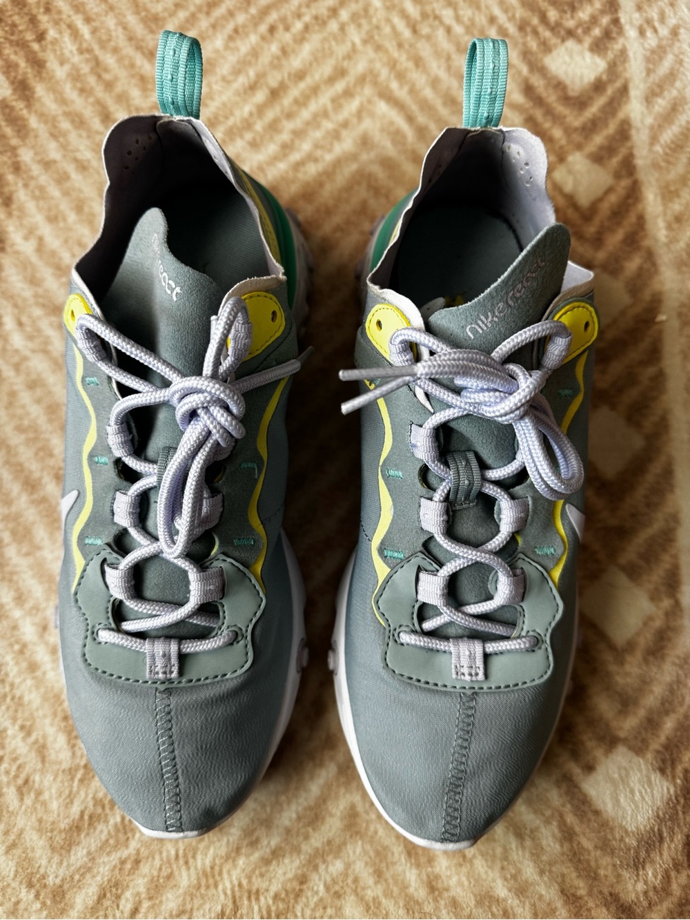 Nike Women’s Sneakers in Gray with Yellow and Teal Accents